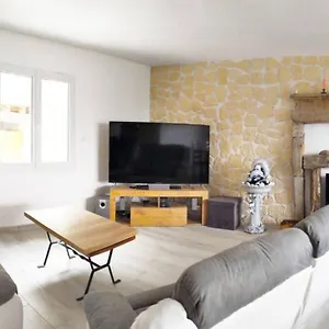 Complète Au Calme Avec Vue Imprenable Beausemblant